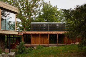 Okolí s mění s denní a roční dobou - a s ním i ateliér. (Dům Medník, päivä architekti)