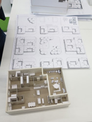 Návrh přízemního rodinného domu a jeho model – foto