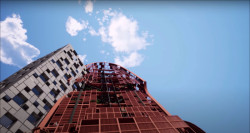 Mrakodrap s vrakem lodi podle Obersteina popírá urbanistické vyznění sídliště. S jeho výstavbou nesouhlasil.