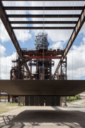 AP ATELIER, Bolt Tower – foto