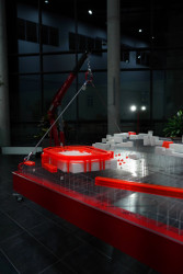 V atriu Škoda Auto Vysoké školy bude do 31. května 2023 k vidění výstava studentů a studentek FA ČVUT. Ti se zabývali budoucností Mladé Boleslavi