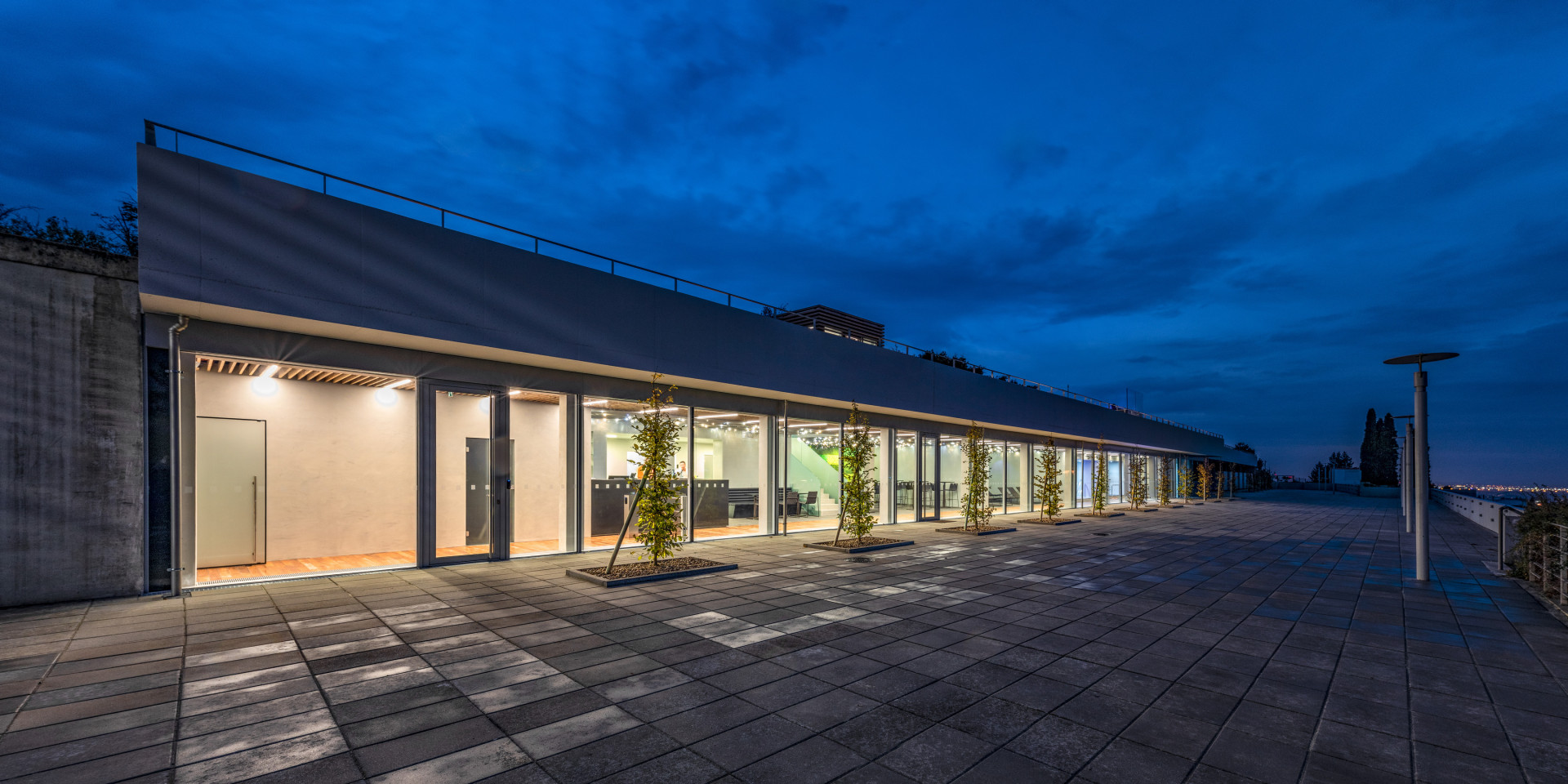 Architekti D.R.N.H. - Wellness Kraví hora: Architekti se rekonstrukcí areálu zabývali již takřka před 20 lety, kdy zde také postavili novou plaveckou halu