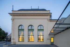 Z architektonického hlediska se jedná o novorenesanční pavilon s charakterem letohrádku. (Rekonstrukce restauračního pavilonu Bohemia; SGL Projekt)