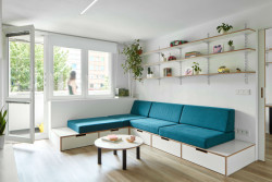 Nejrazantnější změny se udály kolem obývacího pokoje. (Panelákový byt na Jarově, Kateřina Hodková a Markéta Smrčková)