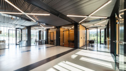 Administrativní sídlo firmy v pavilonu EXPO 2015, KOMA MODULAR. ZDROJ: KOMA MODULAR