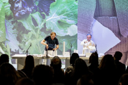 Slavnostní vyhlášení výsledků mezinárodní soutěže Model Young Package