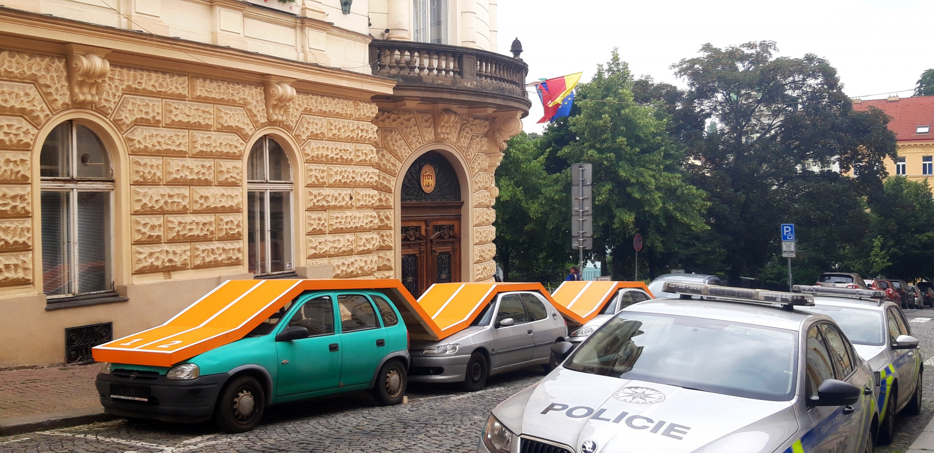 La Piste, Bufalino Bendetto. Zdroj: Smart Communication
