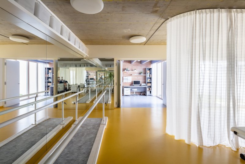 Protetické centrum ve Starém Městě, Rusina Frei architekti