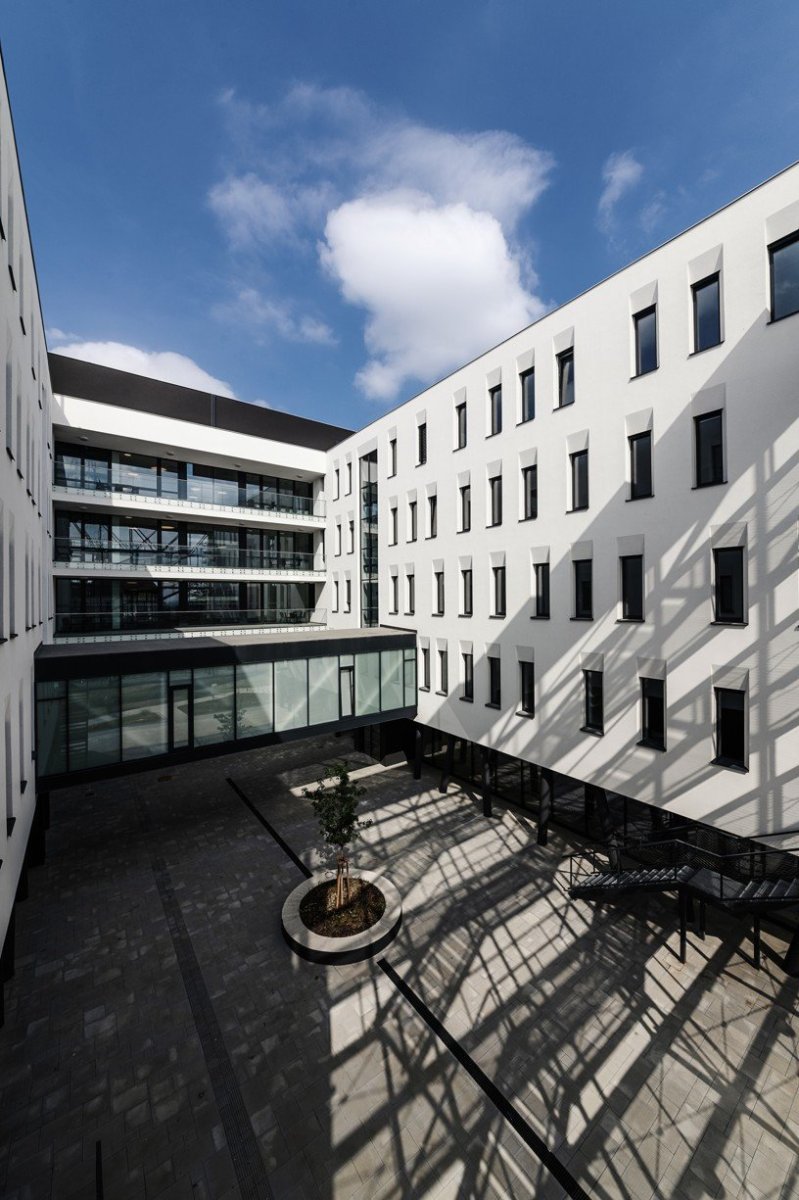 Novostavba II. Interní kliniky a geriatri v Olomouci, Adam Rujbr Architects
