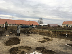 Komunitní dům pro seniory v Holasovicích, City Upgrade: Zahájení výstavby předcházel archeologický průzkum s úspěšným nálezem