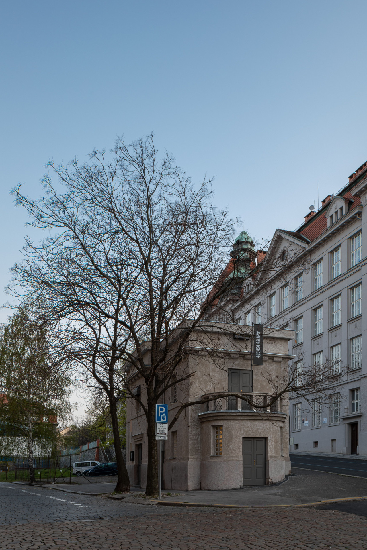 Konverze smíchovské trafostanice na 400 ASA Gallery