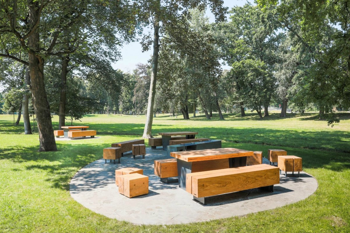 Pilotní projekt piknikových míst v pražské Stromovce, Land 05 / Martina Forejtová