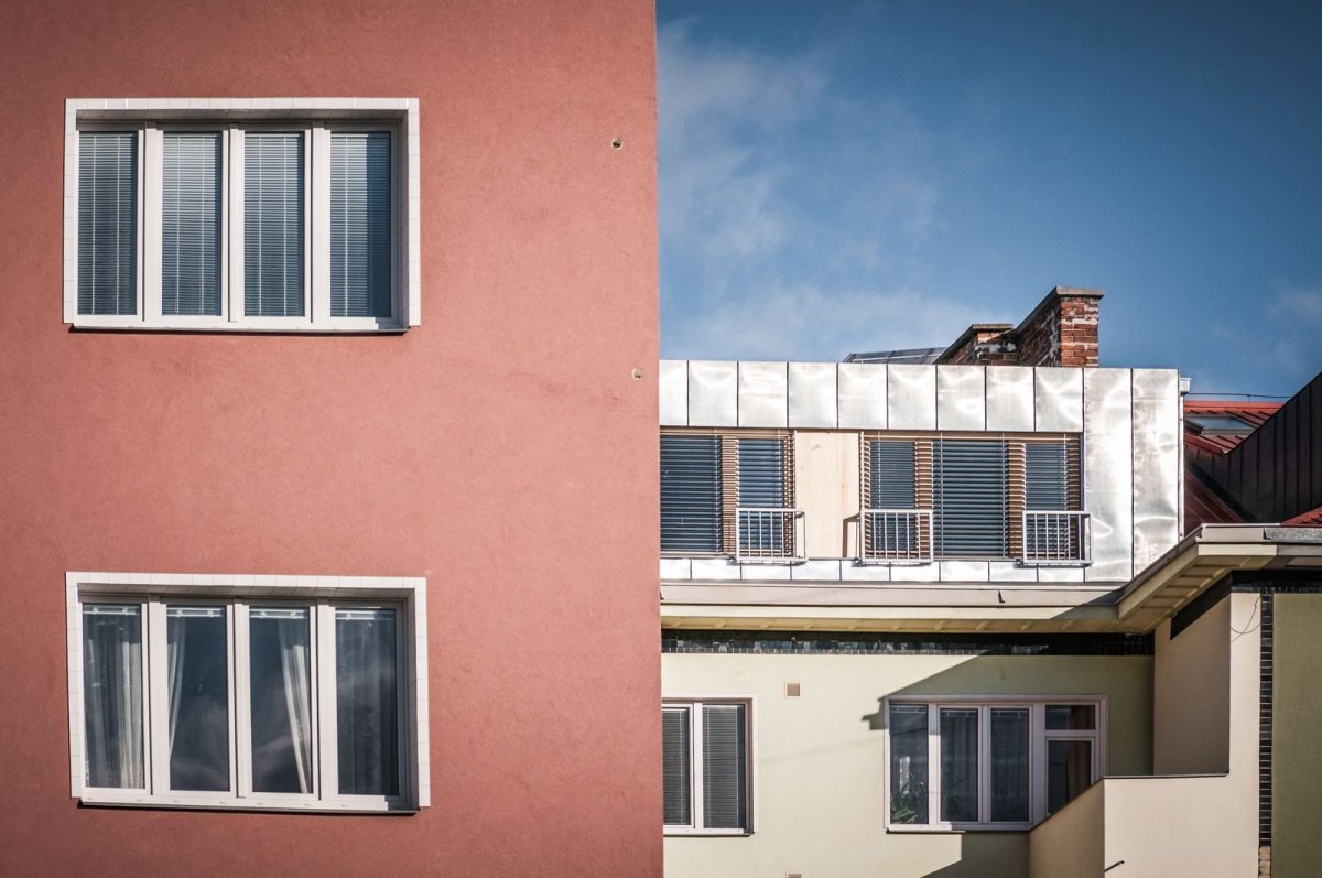 Půdní vestavba; Ing. arch. Jan Vojtíšek, Ing. Jakub Staník, FOTO