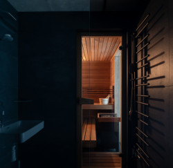 Přestavba řadového domu v Praze-Dědině od studia SOA architekti