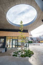 Studio Loca plan stojí za návrhem nového autobusového nádraží v malém městě Nová Paka