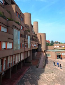 Obytný komplex Monte Amiata, Carlo Aymonino a Aldo Rossi, 1967-1974