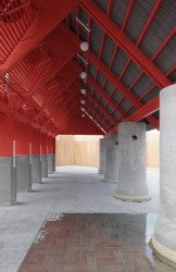 Červený pavilon pro londýnský Festival architektury od TAKA Architects