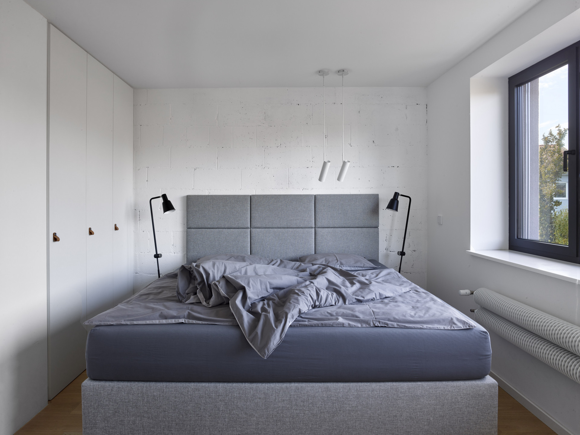 Rekonstrukce řadového domu v Újezdu nad Lesy od architektky Terezy Čudové Ajmové