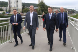 Pražský Radotín má dvě nové lávky - obě podpoří cyklisty a chodce