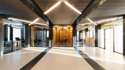 Interiér pavilonu EXPO 2015, sídlo firmy KOMA MODULAR ve Vizovicích