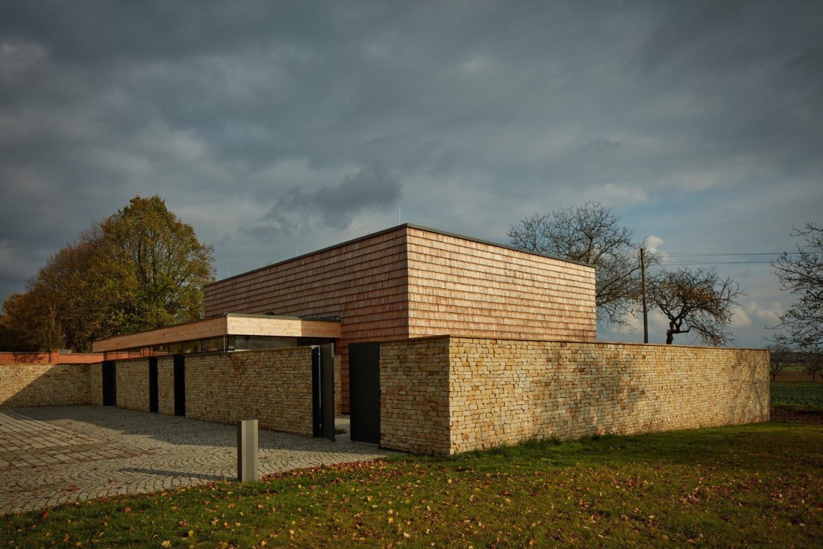 Městská smuteční síň v Dobrušce, ATELIER ARCHITEKTURY, Šuda - Horský, a.s.