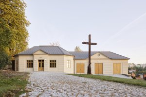 Smuteční síň ve Vimperku, Jakub Vašek
