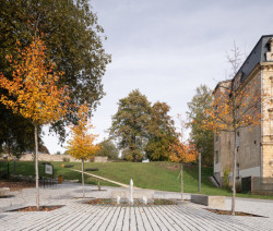 Park navazuje na hlavní Goethovo náměstí. (SOA architekti, ateliér KONCEPT, Park historie v Aši)