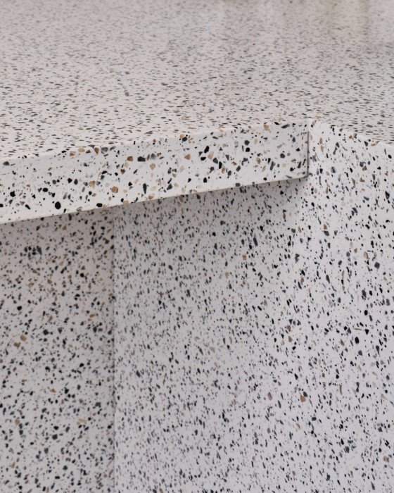 Kro Café, NEUHÄUSL HUNAL / David Neuhäusl, Matěj Hunal