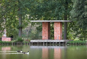 Architekt a profesor na škole ETH v Curychu Jan de Vylder bude přednášet 5. prosince 2019 v kině Světozor v Praze.