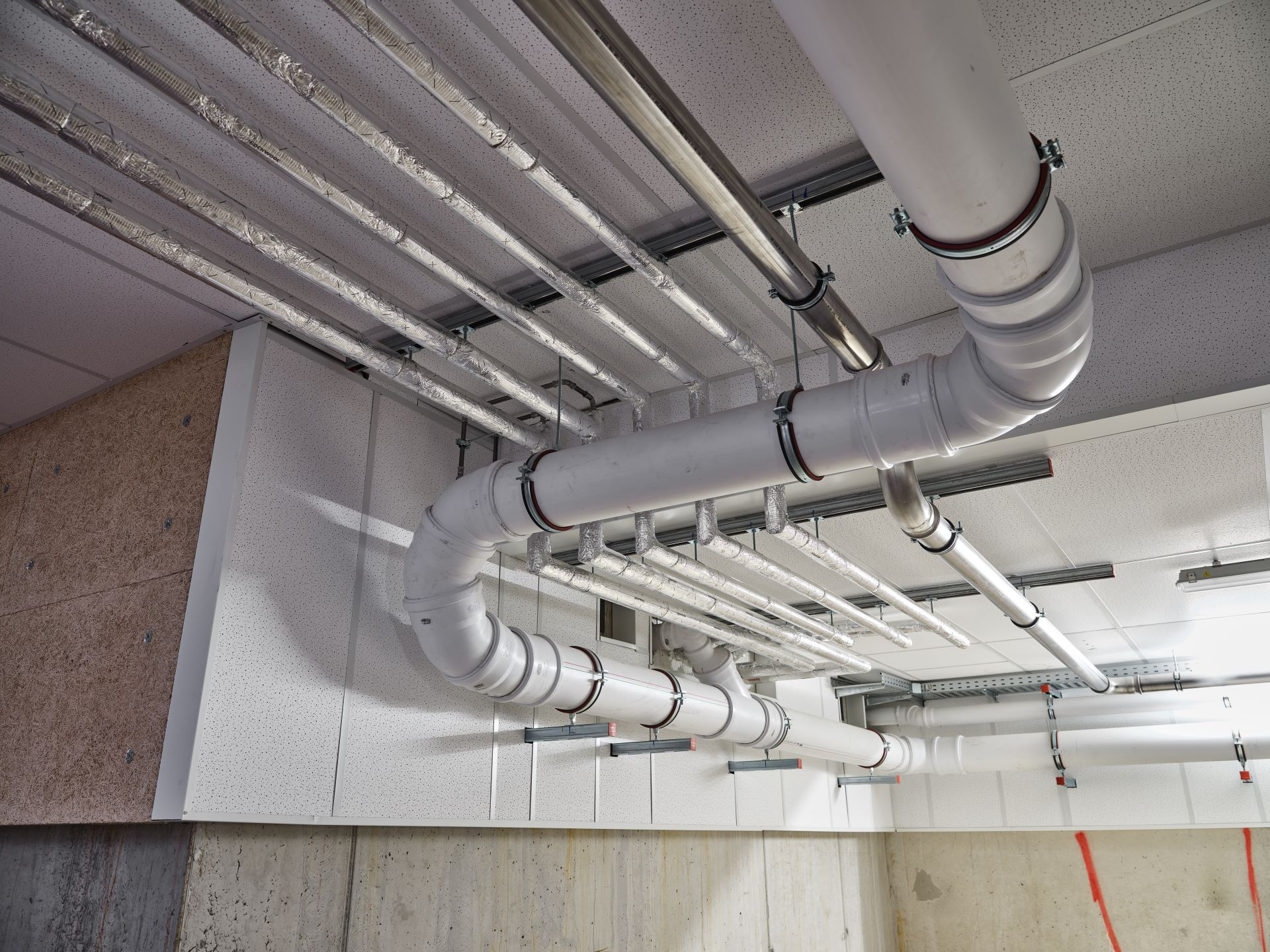 Systém odhlučnění domovní kanalizace RAUPIANO PLUS od REHAU.