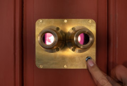 Brána hned vedle zámku je po rekonstrukci znovu přístupná. (Ateliér Štěpán Mlýnská brána v Kroměříži)