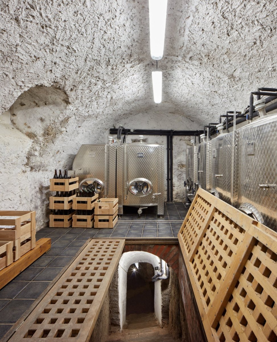 Vinařství Nešetřil ve Znojmě, ORA (originální regionální architektura)/ Jan Veisser, Jan Hora, Barbora Hora