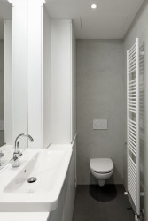 Henkai Architekti, rekonstrukce bytu s knihovnou v Opavě, foto