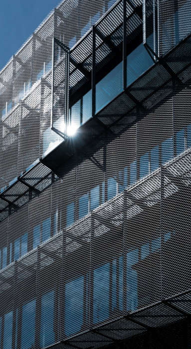 FIVE, QARTA architektura.