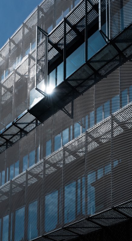 FIVE, QARTA architektura.