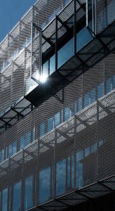 FIVE, QARTA architektura.