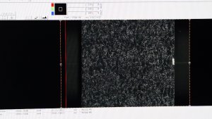 Skenování povrchu tvrzeného kamene TechniStone®, proces jehož výsledkem je hotový 3D model materiálu. (Pearl Lava, TechniStone®).