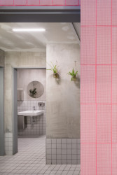 Architektonické studio NEUHÄUSL HUNAL navrhlo interiér pražského vietnamského bistra An