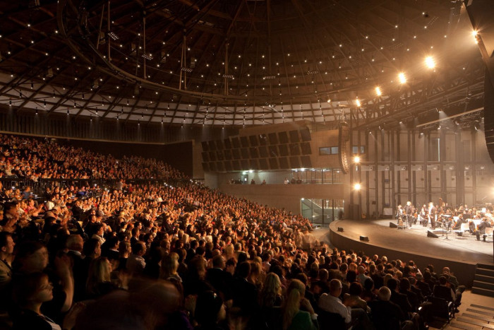 AP ATELIER, Multifunkční aula Gong – foto