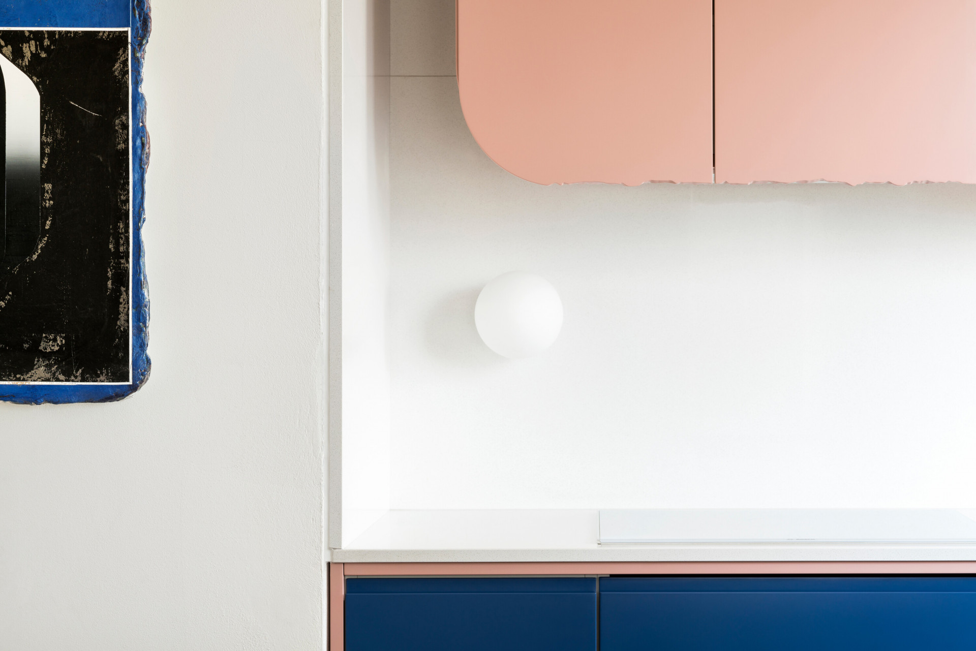 Rekonstrukce interiéru žižkovského mezonetu v Praze od No Architects