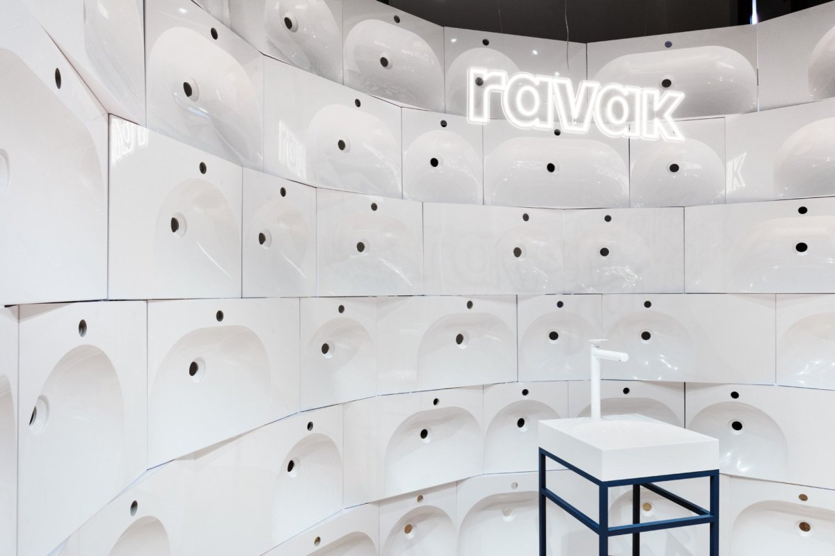 Společnost Ravak bude součástí festivalu designu a módy Designblok. Expozici navrhlo duo Vrtiška & Žák.
