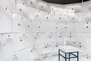 Společnost Ravak bude součástí festivalu designu a módy Designblok. Expozici navrhlo duo Vrtiška & Žák.
