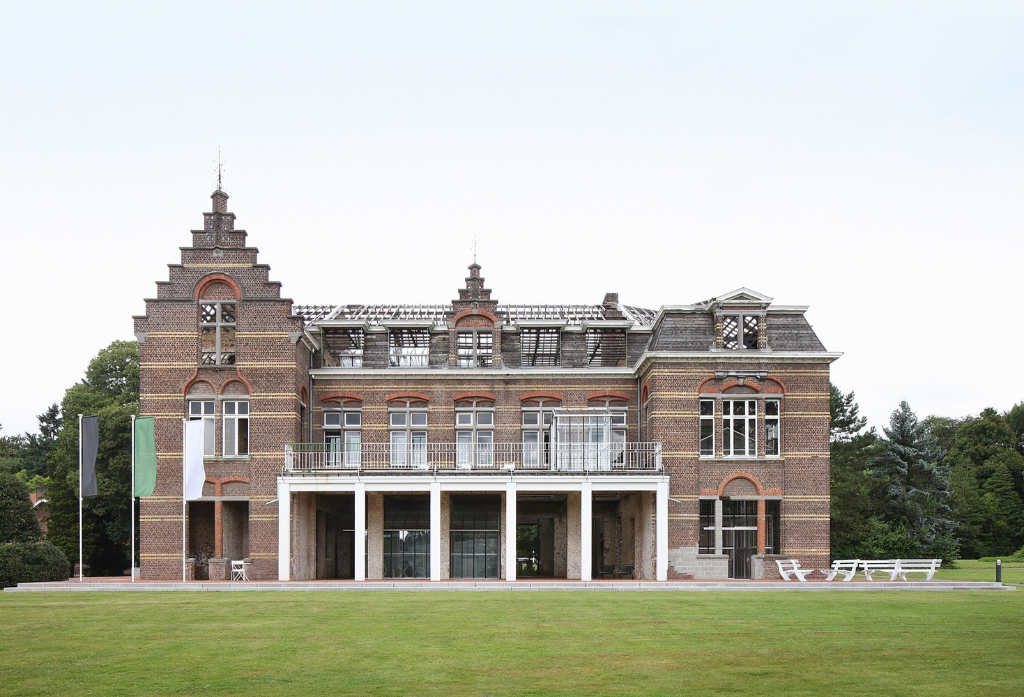 Přestavba psychiatrické léčebny PC Carritas v Belgii, Architecten de vylder vinck taillieu © Filip Dujardin