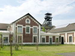 Kulturní komplex v prostorách bývalého uhelného dolu, Hérault Arnod Architectes