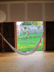 Možnosti stodoly, interiér