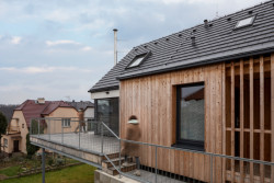 Rodinný dům v Kyjích, Prodesi/Domesi