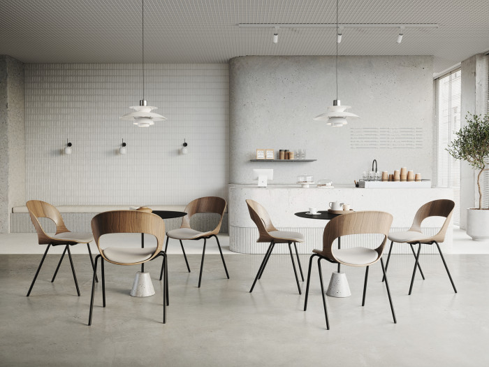 Židle Lotus Lotus je k dispozici také ve verzích s čalouněným sedákem.