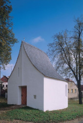 Kuba & Pilař architekti, Kaple Panny Marie Královny (CZ) - foto