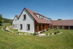 Usedlost na Vysočině, 3K Architects / Roman Kučírek, Jan Komárek