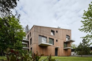 Viladomy v Kamenici, NEM HOW architekti: přízemní byty mají vlastní zahrádky, ve vyšších patrech jsou balkony